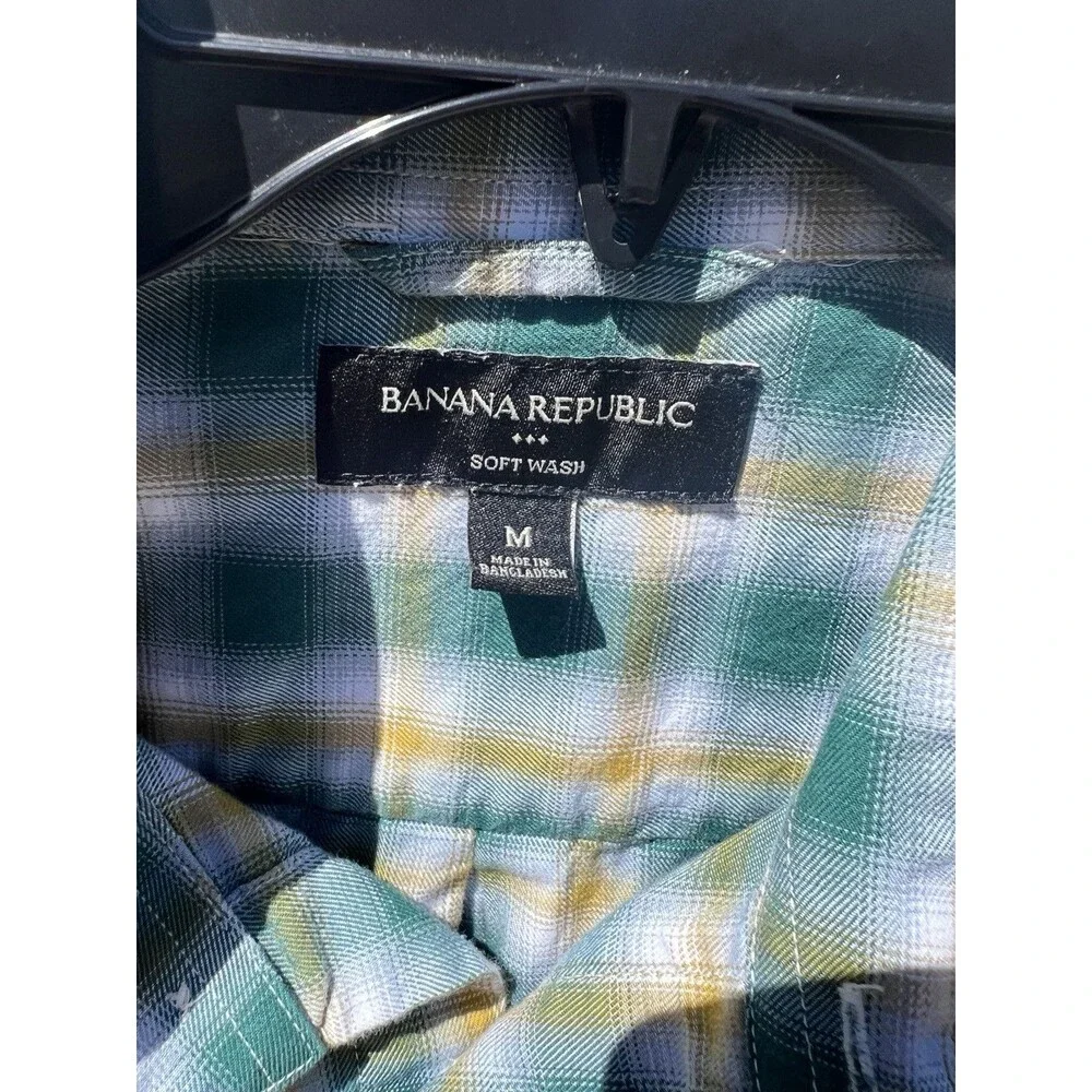 Banana Republic Soft Wash Long Sleeve Plaid Men’s Button Up Size Medium